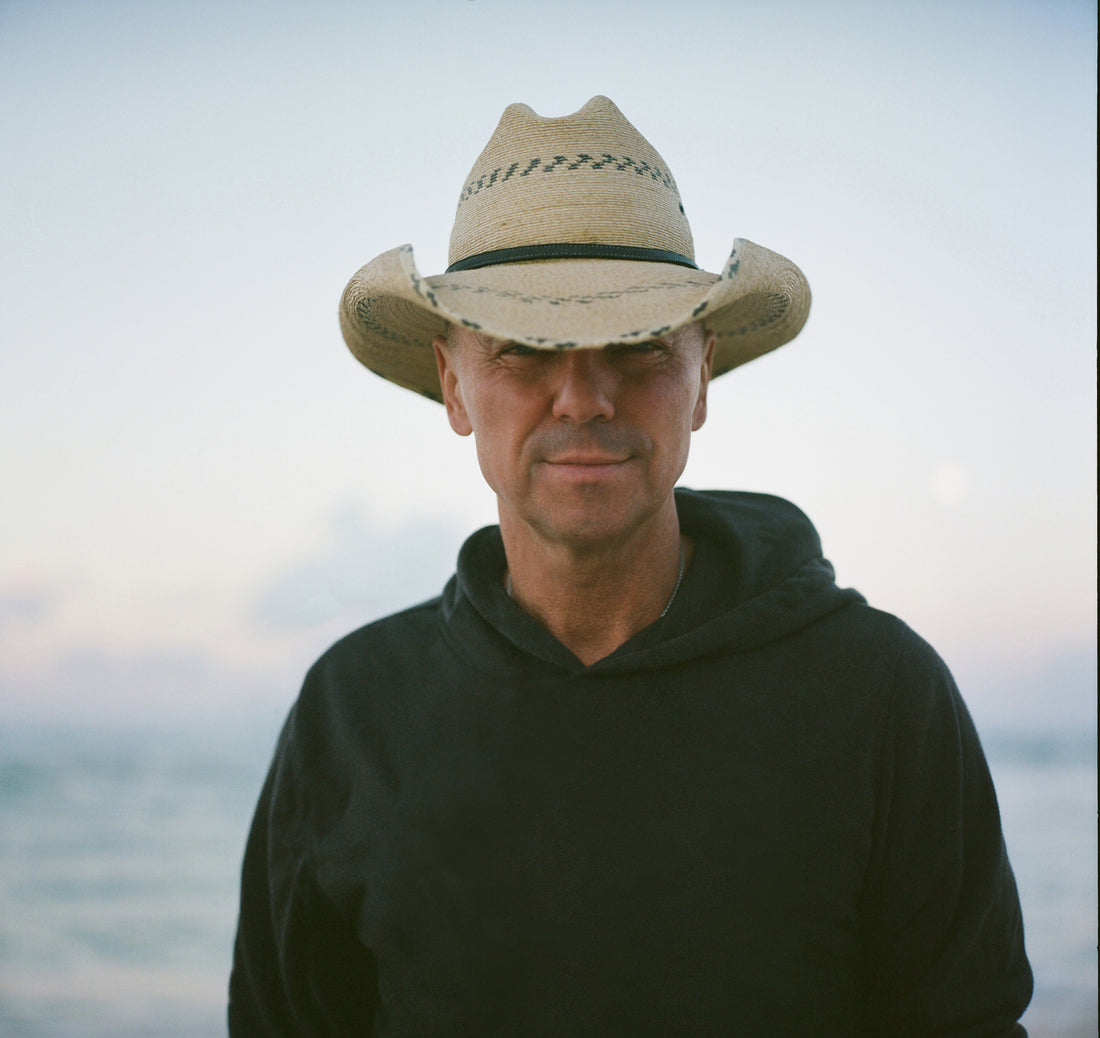 Kenny Chesney Keeps Making Records “Take Her Home” Is His 33rd No. 1, Extending Billboard Run