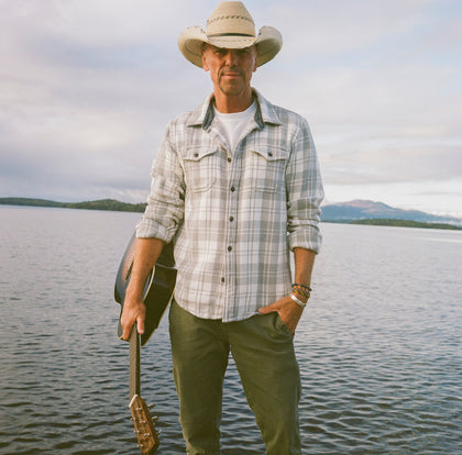 Kenny Chesney Tops MUSICROW’s Chart with 4th Week at No. 1