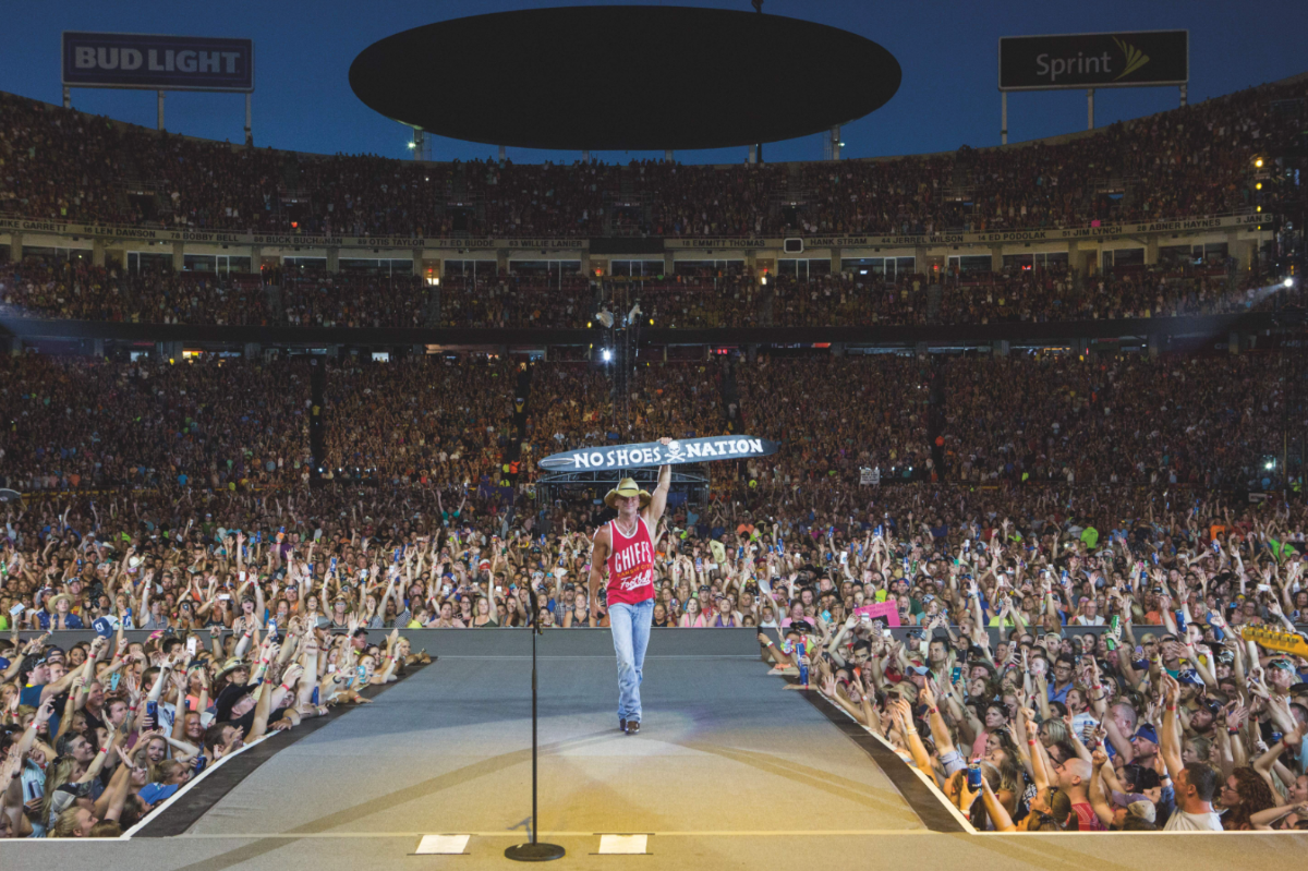 Kenny Chesney Faces No Shoes Nation Here and Now