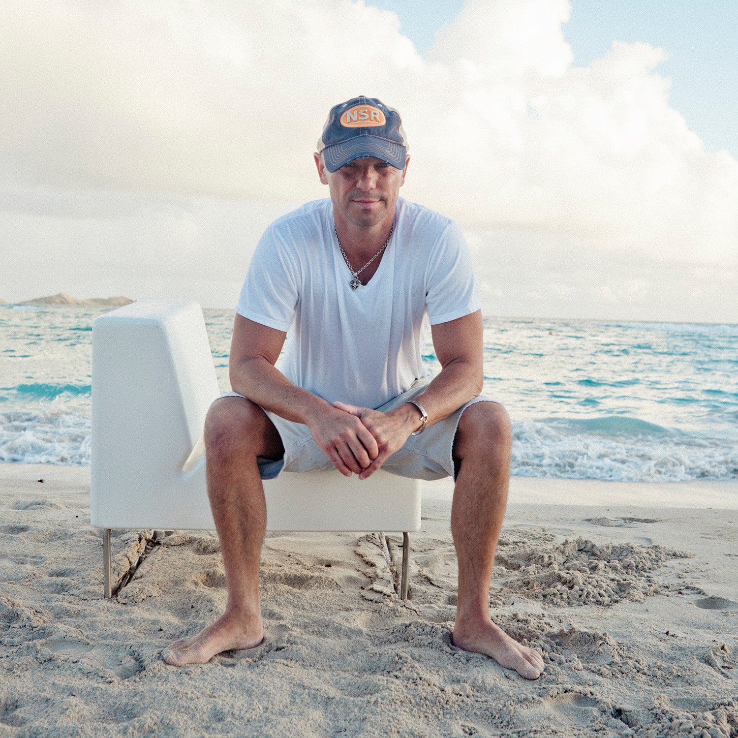 Kenny Chesney Opens His Heart*life*music