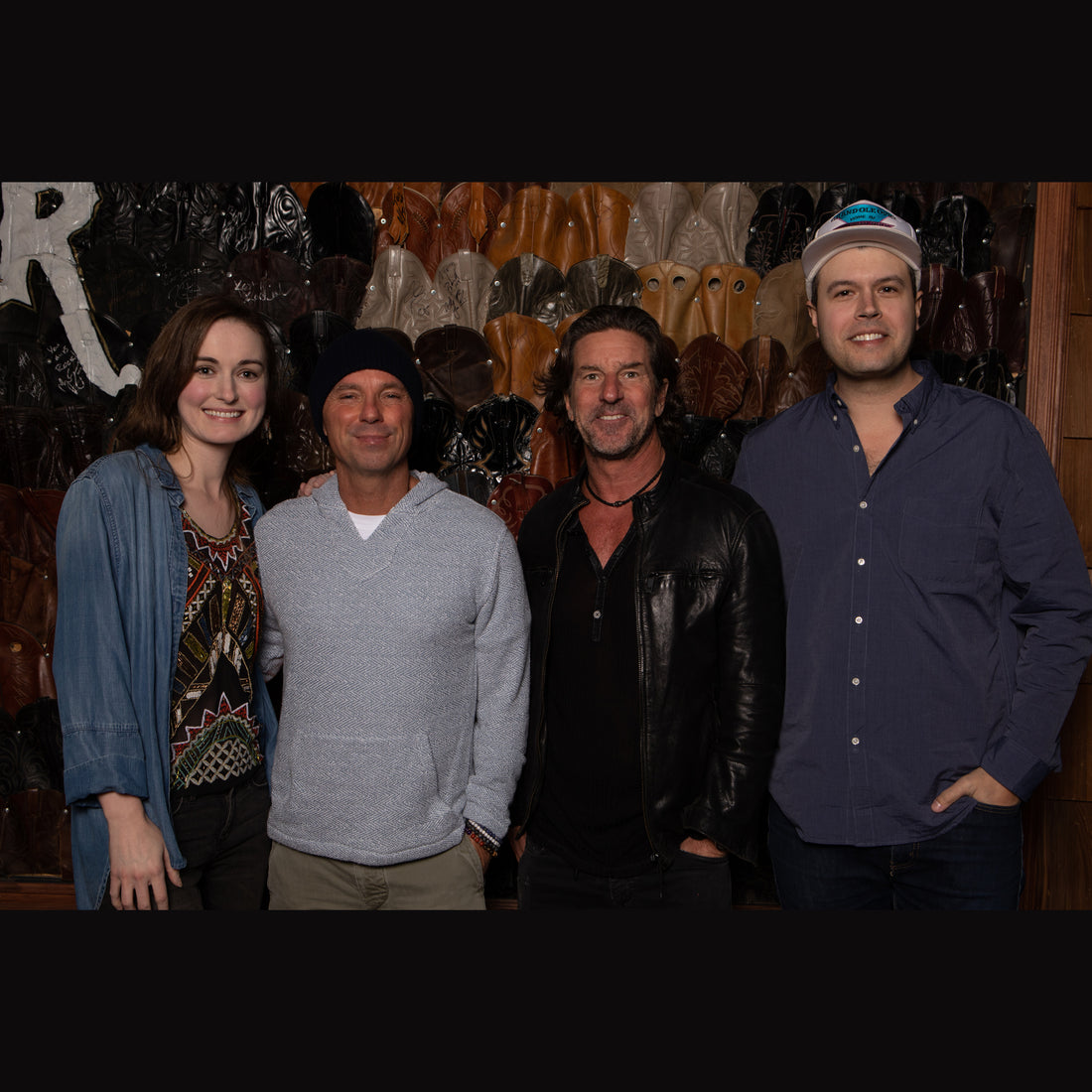 Heartfelt No. 1 Party for “Knowing You” Kenny's 34th No. 1 Brings Nashville Out to Honor