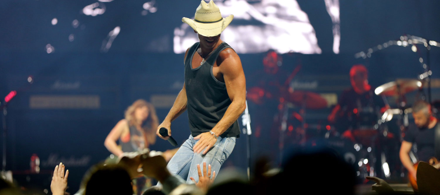 Kenny Kicks off Songs for the Saints 2019 Tour